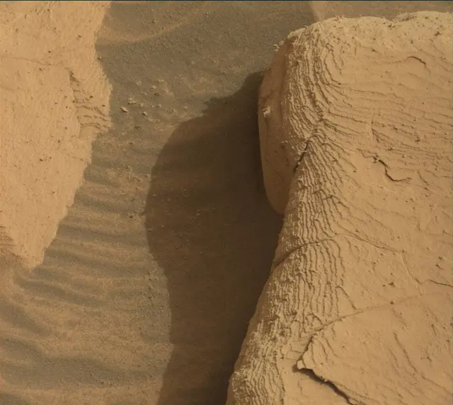 Sol 4148: Mast Camera (Mastcam)