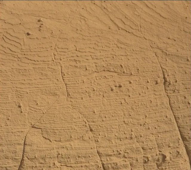 Sol 4148: Mast Camera (Mastcam)