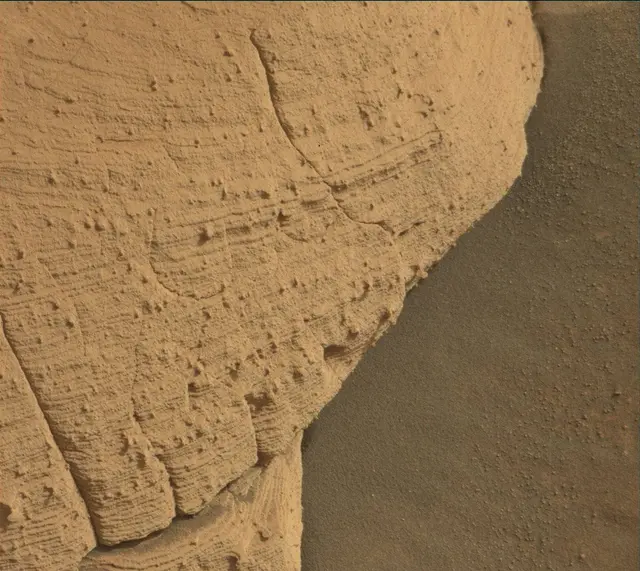 Sol 4148: Mast Camera (Mastcam)