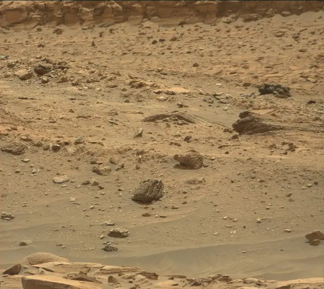 Sol 4151: Mast Camera (Mastcam)
