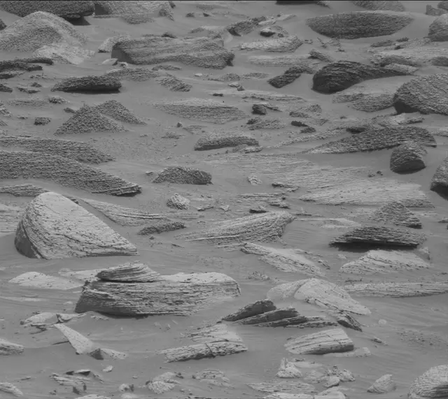 Sol 4151: Mast Camera (Mastcam)