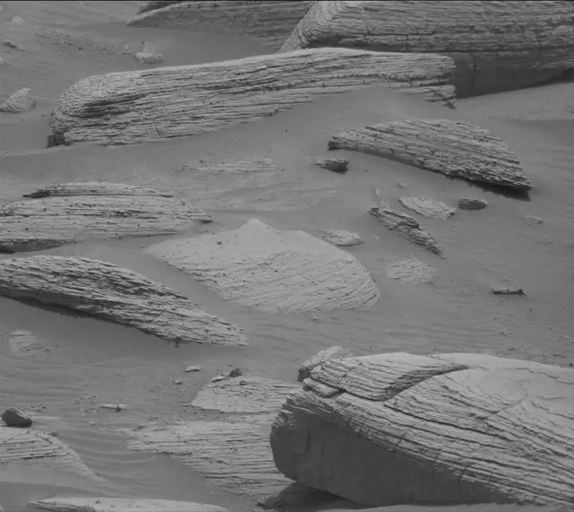 Sol 4151: Mast Camera (Mastcam)