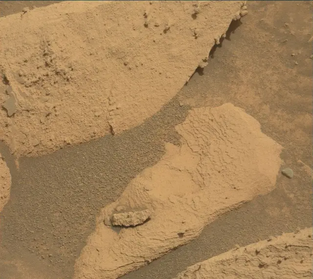 Sol 4151: Mast Camera (Mastcam)