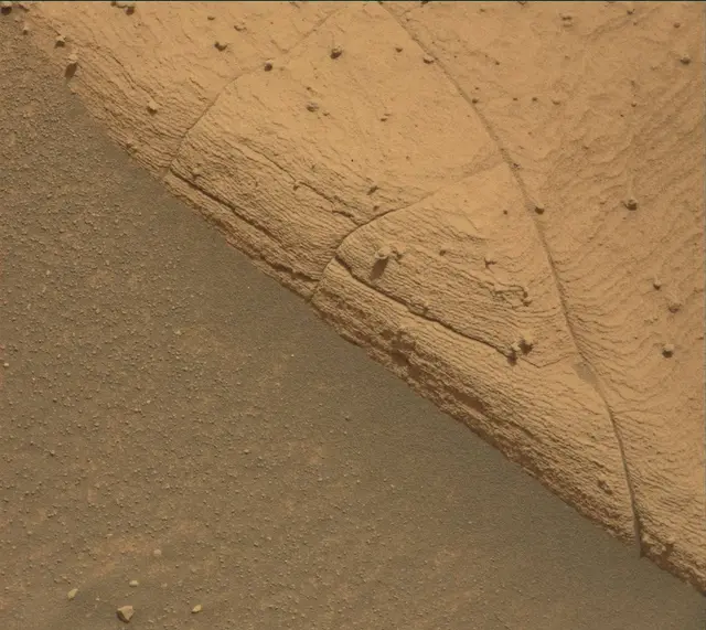 Sol 4151: Mast Camera (Mastcam)