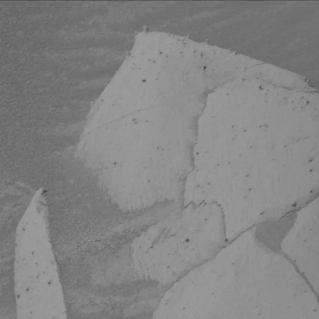 Sol 4151: Mast Camera (Mastcam)