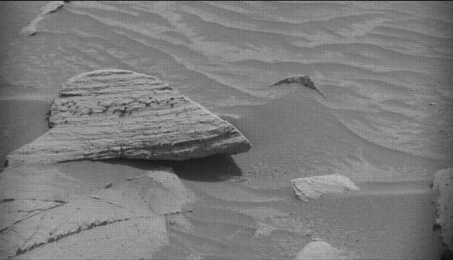 Sol 4152: Mast Camera (Mastcam)