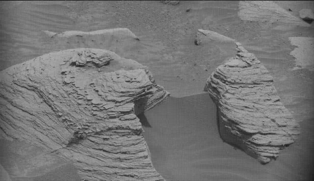 Sol 4152: Mast Camera (Mastcam)