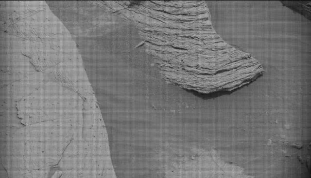 Sol 4152: Mast Camera (Mastcam)