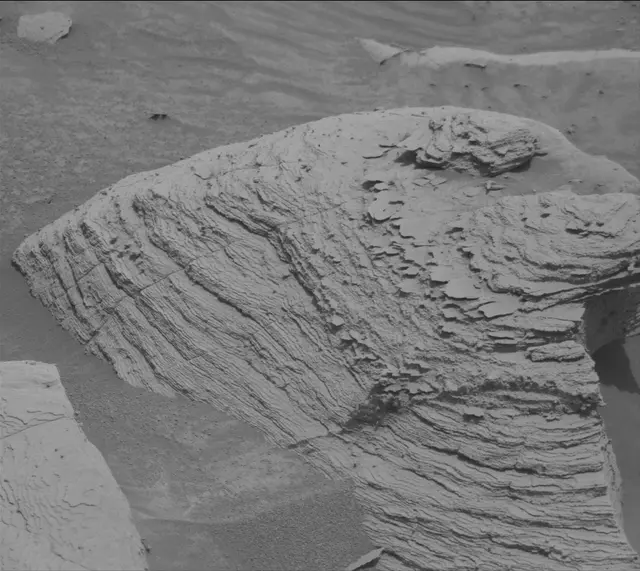 Sol 4152: Mast Camera (Mastcam)