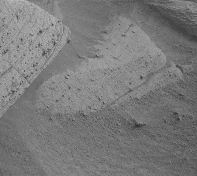 Sol 4152: Mast Camera (Mastcam)