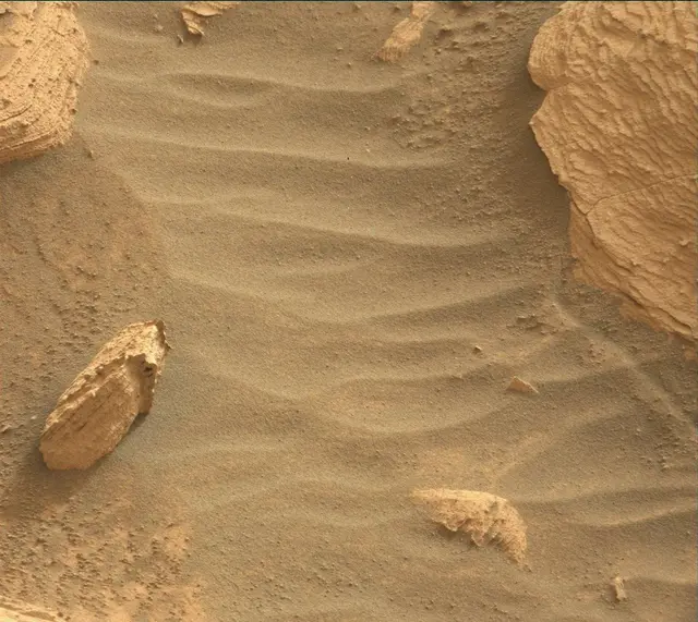 Sol 4152: Mast Camera (Mastcam)
