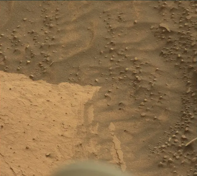 Sol 4152: Mast Camera (Mastcam)