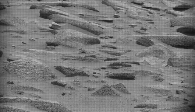 Sol 4154: Mast Camera (Mastcam)