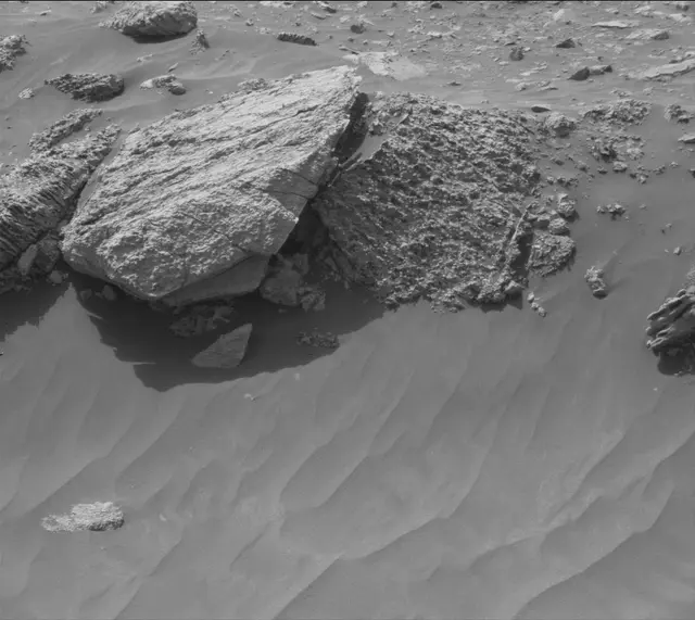 Sol 4157: Mast Camera (Mastcam)