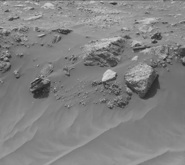 Sol 4157: Mast Camera (Mastcam)