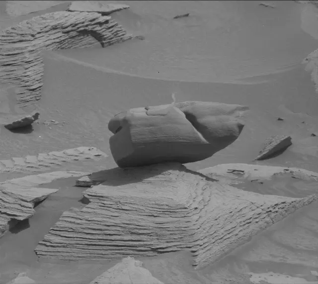 Sol 4159: Mast Camera (Mastcam)