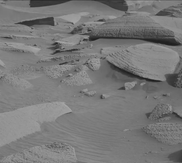 Sol 4159: Mast Camera (Mastcam)