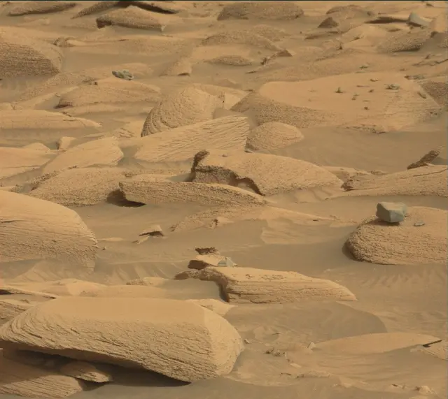 Sol 4159: Mast Camera (Mastcam)