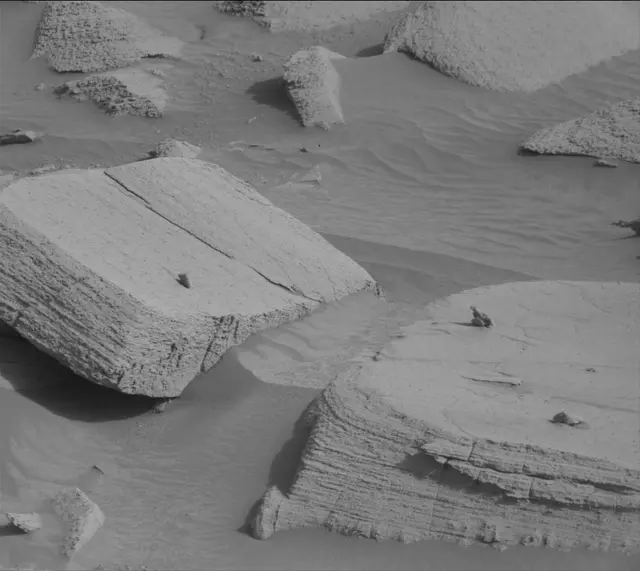 Sol 4159: Mast Camera (Mastcam)