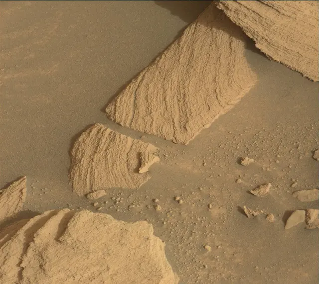 Sol 4159: Mast Camera (Mastcam)