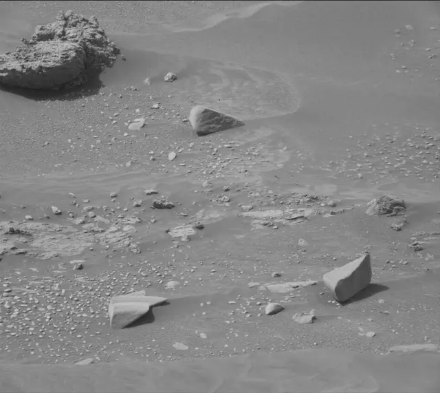 Sol 4162: Mast Camera (Mastcam)