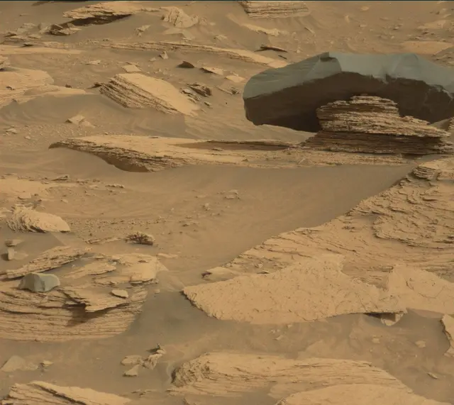 Sol 4164: Mast Camera (Mastcam)
