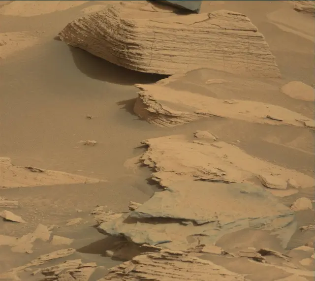 Sol 4166: Mast Camera (Mastcam)