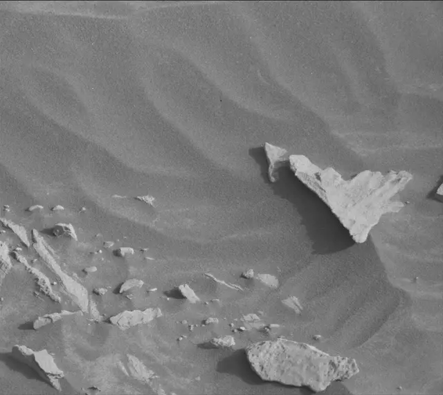 Sol 4166: Mast Camera (Mastcam)