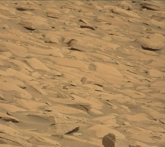 Sol 4169: Mast Camera (Mastcam)