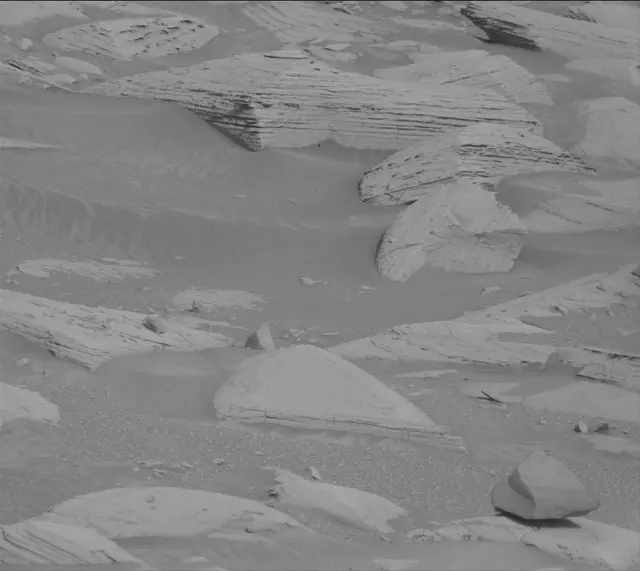 Sol 4169: Mast Camera (Mastcam)