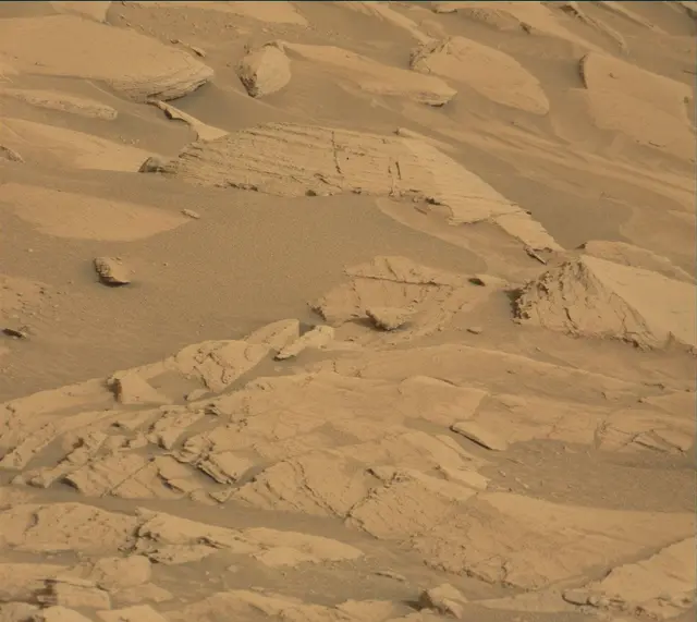 Sol 4169: Mast Camera (Mastcam)