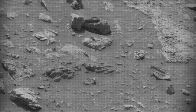 Sol 4171: Mast Camera (Mastcam)