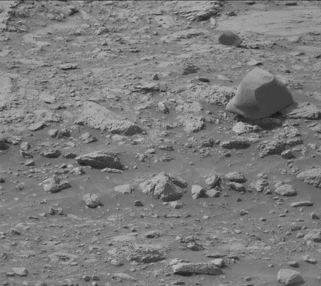 Sol 4171: Mast Camera (Mastcam)