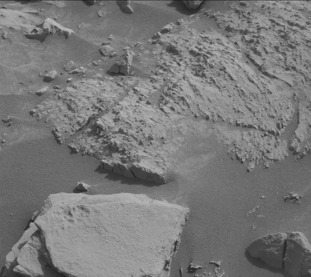 Sol 4171: Mast Camera (Mastcam)