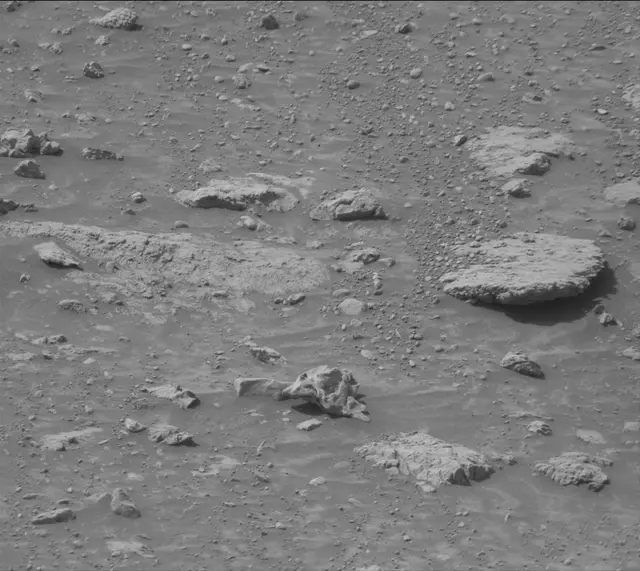 Sol 4173: Mast Camera (Mastcam)