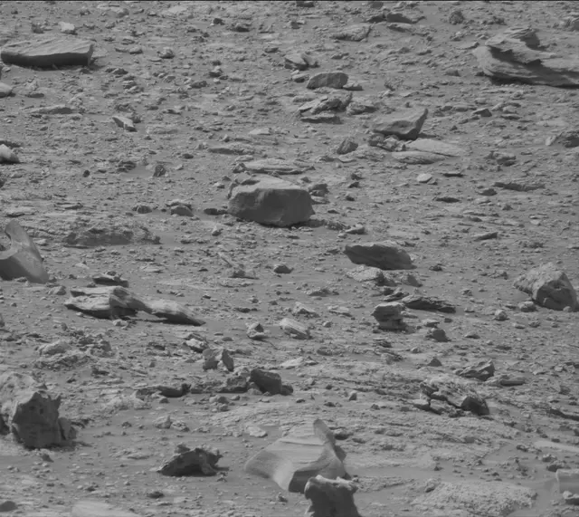 Sol 4174: Mast Camera (Mastcam)