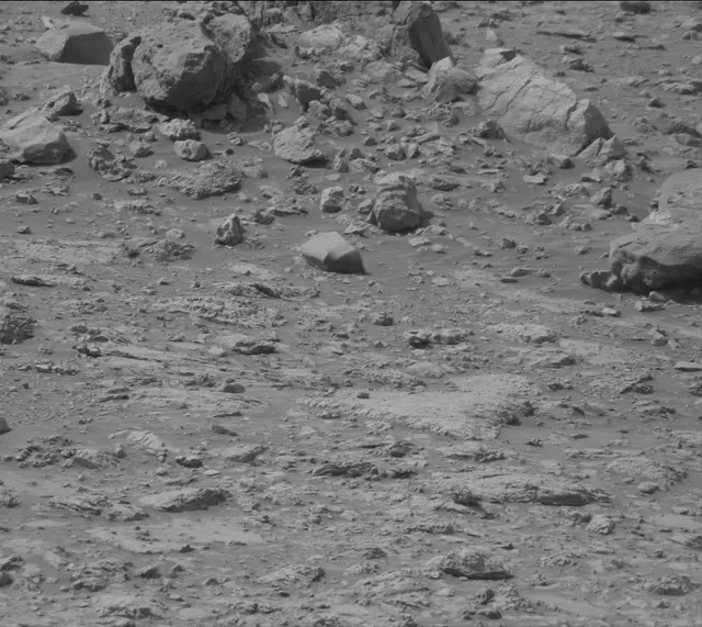 Sol 4174: Mast Camera (Mastcam)