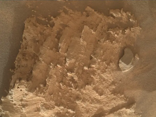 Sol 4175: Mars Hand Lens Imager (MAHLI)