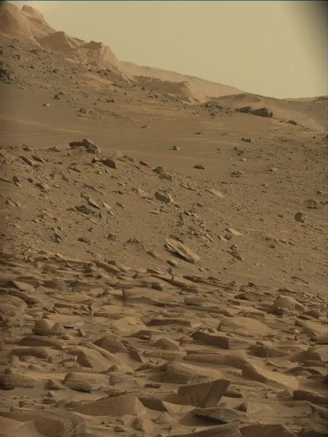 Sol 4180: Mast Camera (Mastcam)