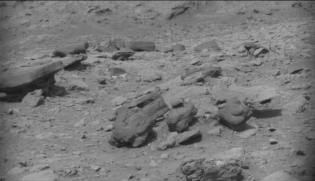 Sol 4182: Mast Camera (Mastcam)