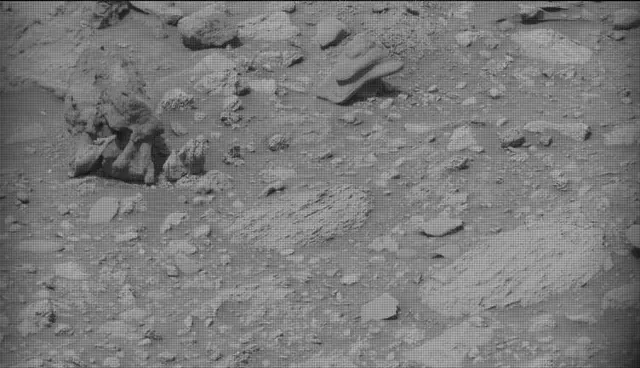 Sol 4182: Mast Camera (Mastcam)