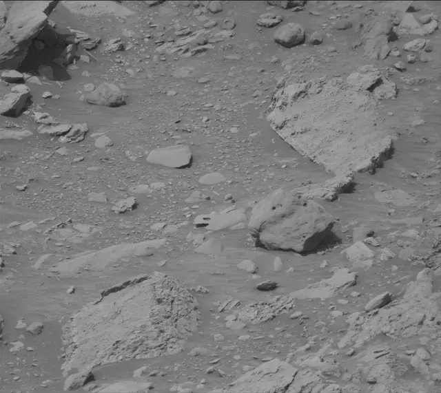 Sol 4182: Mast Camera (Mastcam)