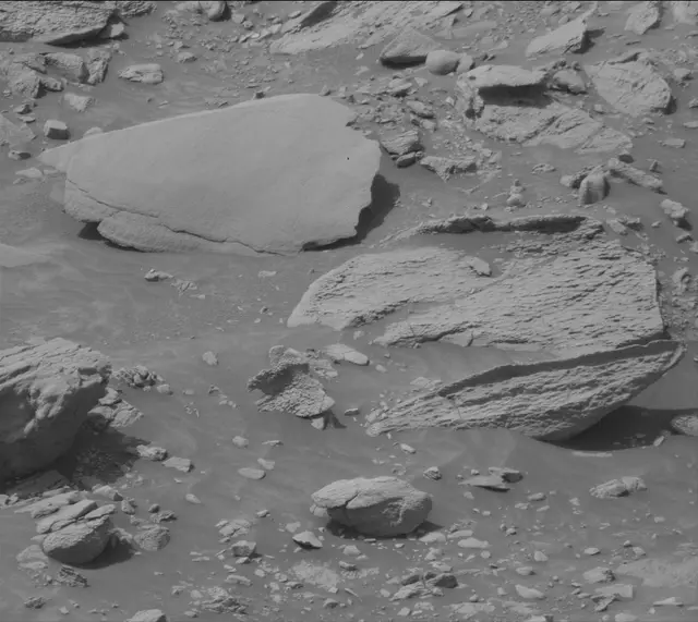 Sol 4182: Mast Camera (Mastcam)