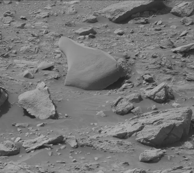 Sol 4182: Mast Camera (Mastcam)