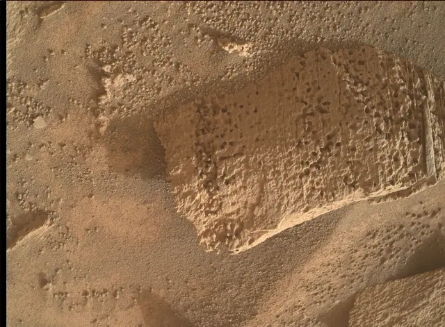 Sol 4182: Mars Hand Lens Imager (MAHLI)