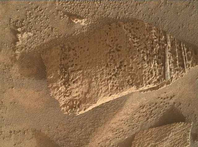 Sol 4183: Mars Hand Lens Imager (MAHLI)