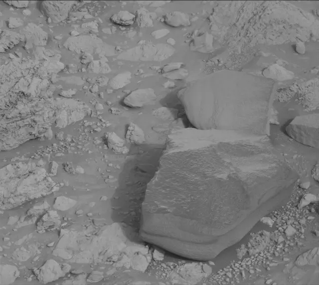 Sol 4185: Mast Camera (Mastcam)