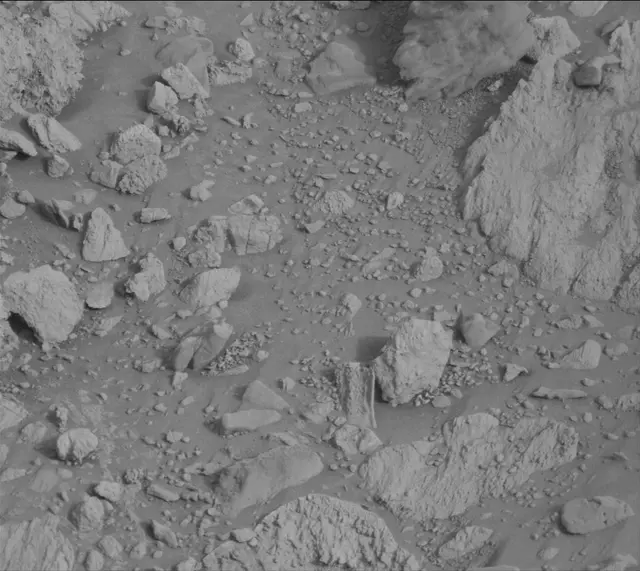 Sol 4185: Mast Camera (Mastcam)