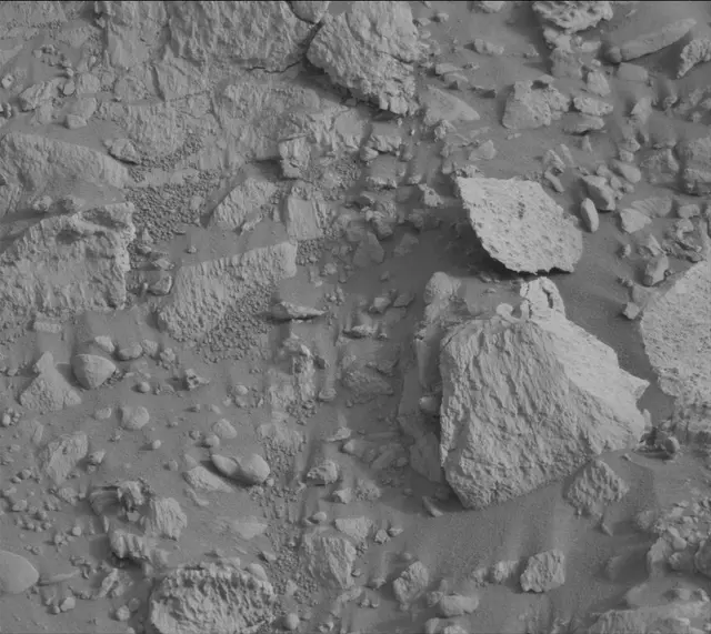 Sol 4185: Mast Camera (Mastcam)