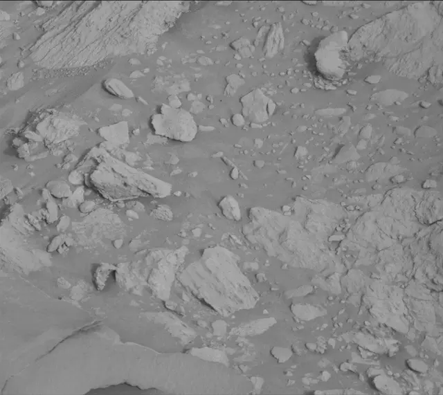 Sol 4185: Mast Camera (Mastcam)
